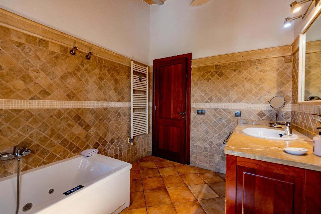 Villa In Center Of Pollensa With Pool And Jacuzzi Spain